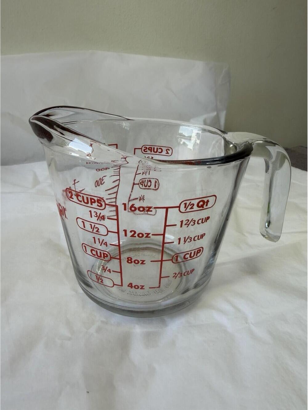 Anchor Hocking 2 Cup Glass Measuring Cup Red Print Vintage Made USA